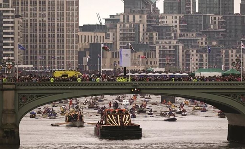 Investigan como posible ataque terrorista incidente en puente de Londres