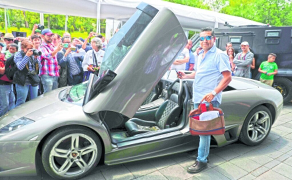 Recauda Gobierno más de 28 mdp en tianguis de autos