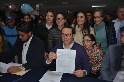 Xavier Nava buscará alcaldía capitalina