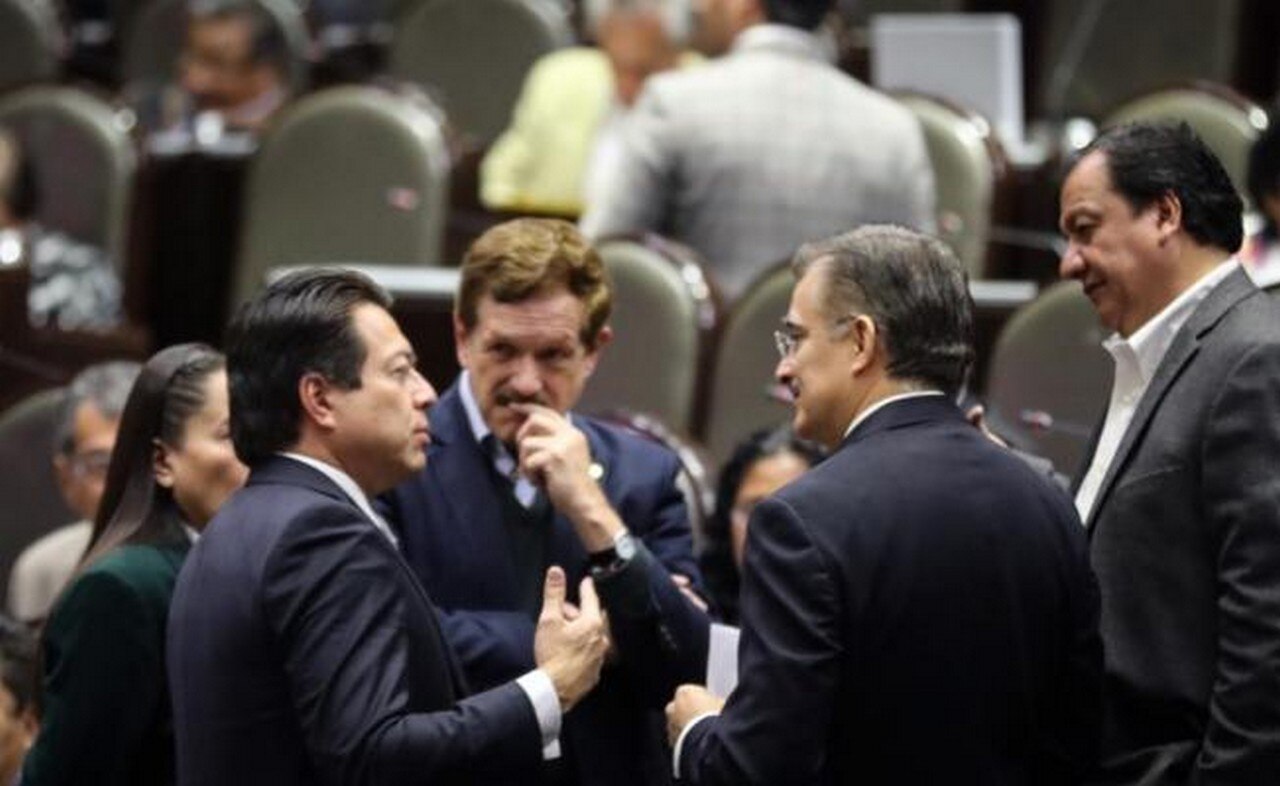  Diputados reanudan debate de Ley de Ingresos; llaman a que no se desborden los ánimos