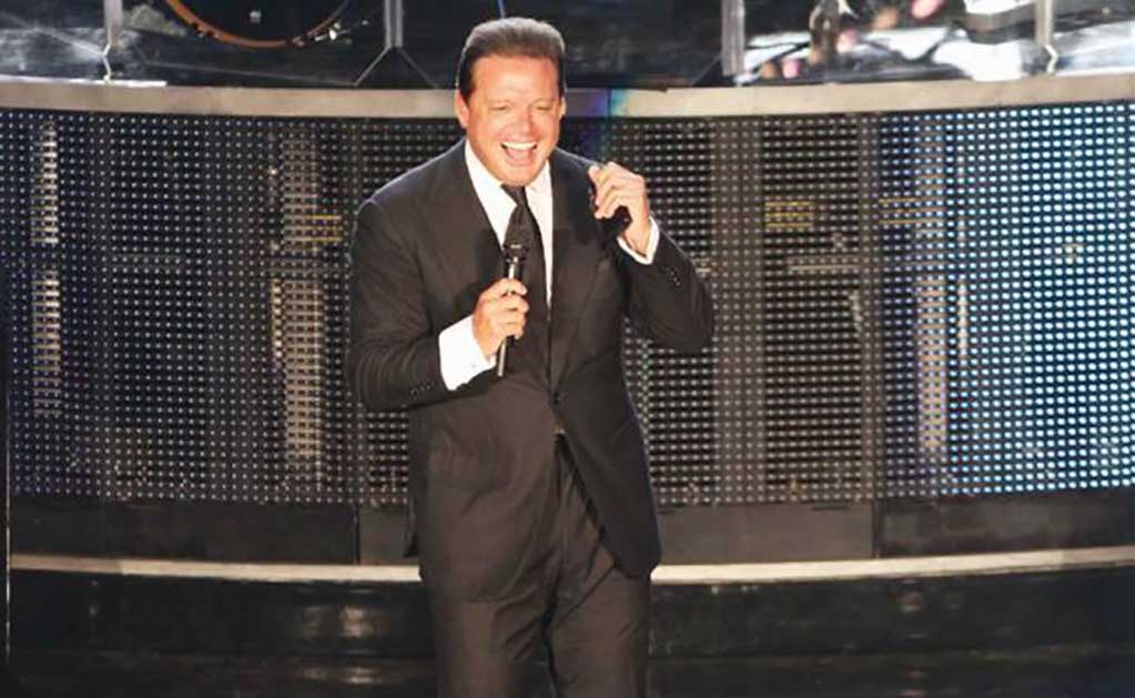 La serie de Luis Miguel cuesta cinco pesos en la piratería