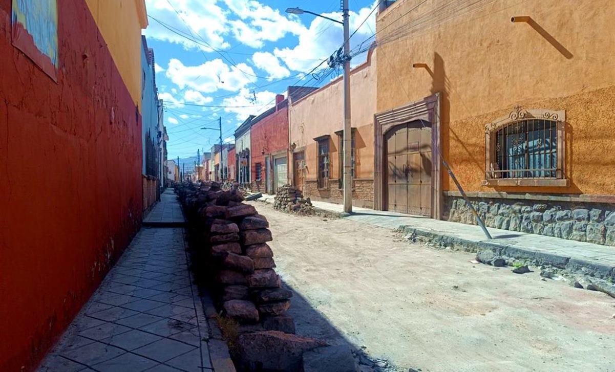 Por falta de agua en la capital de SLP, escuelas del barrio San Miguelito toman clases virtuales