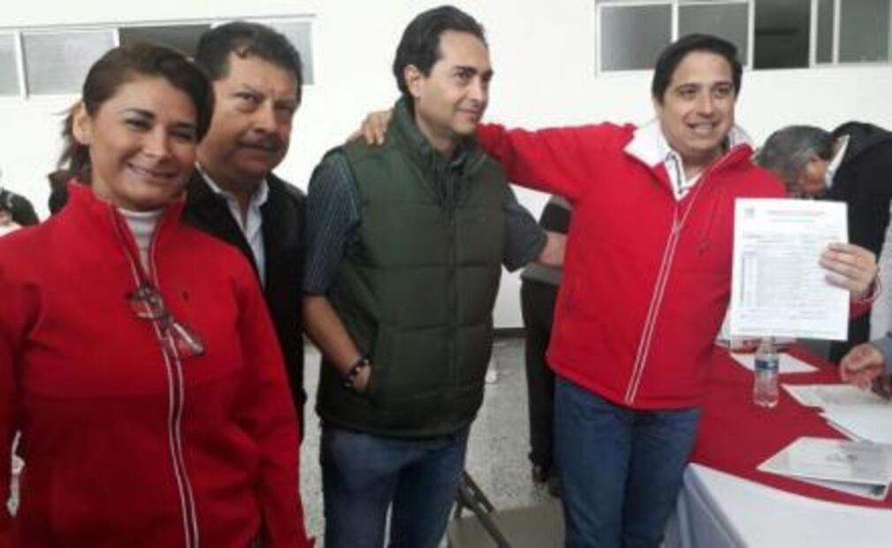 Continúan registros de candidatos en el PRI; 59 mujeres buscan ser aspirantes