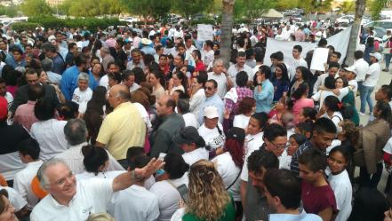 Xavier Nava se registró como candidato a la alcaldía