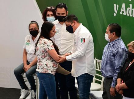 Cada año aumentarán 200 mdp a programa de becas y apoyos en SLP, destaca Gallardo