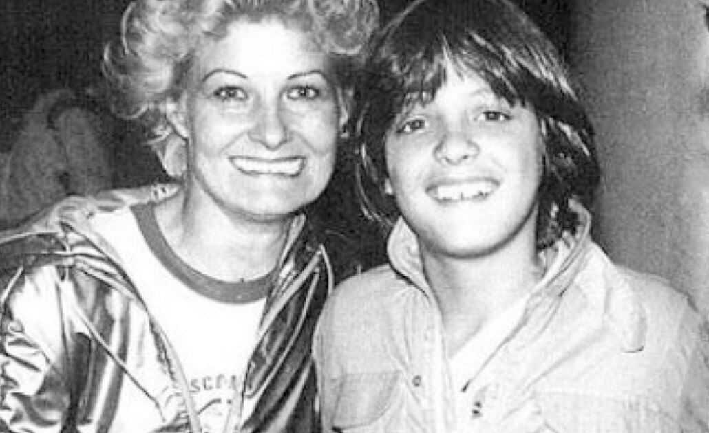 Luis Miguel sí sabe dónde está Marcela Basteri, según productora