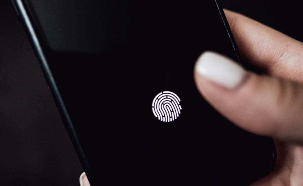 Una de las mayores interrogantes Apple, es si la compañía se quedará con la actual tecnología de Face ID, o si adoptará Touch ID debajo de la pantalla de sus dispositivos Apple