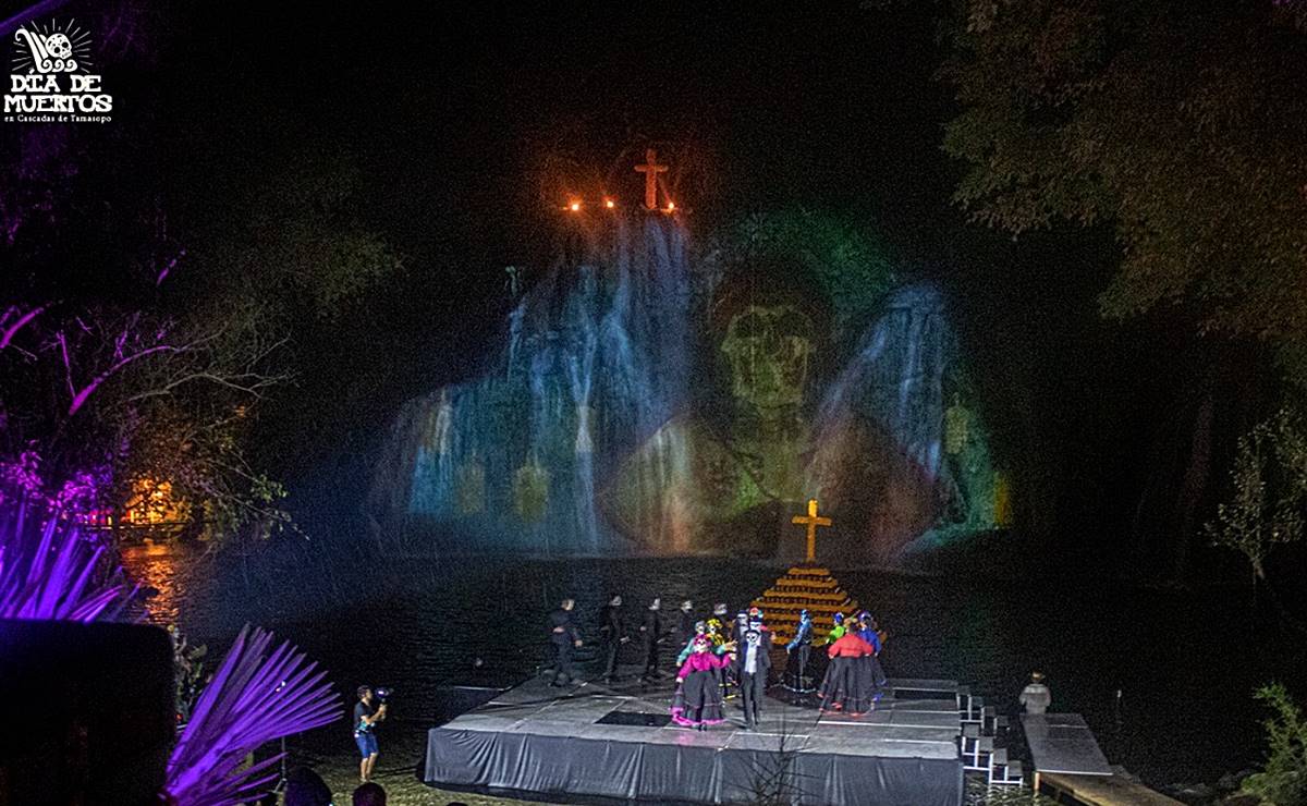 Con rituales, fiestas de luz o monumentales ofrendas, 'Ruta Xantolo' cautiva en la Huasteca Potosina