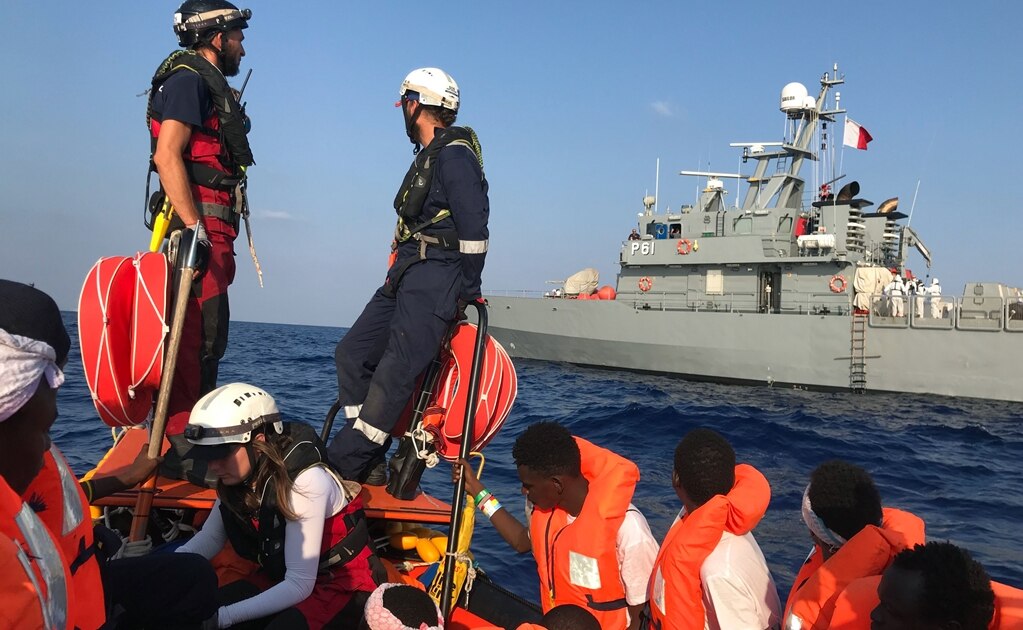 Nuevo naufragio en el Mediterráneo junto a Libia deja decenas de muertos