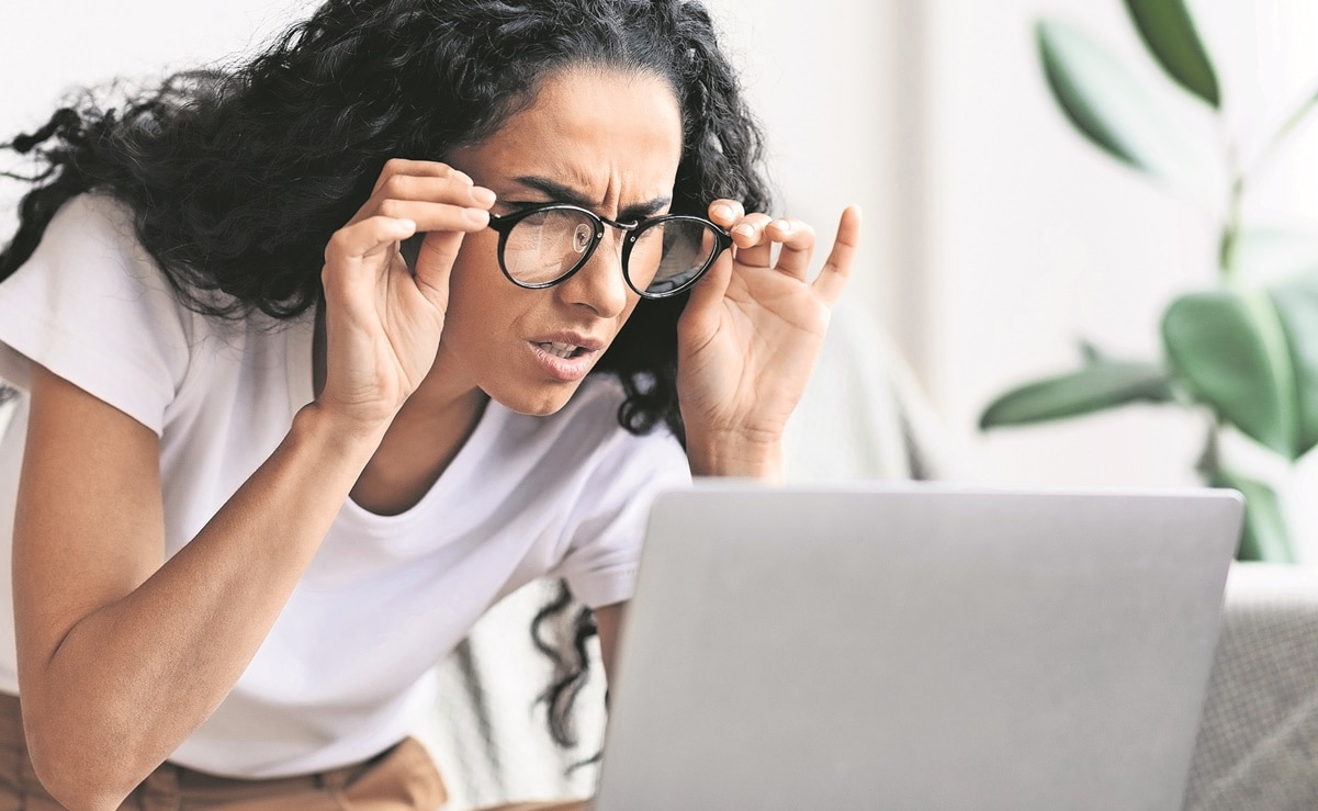 ¿Cómo puedo saber si alguien se conecta en WhatsApp Web?