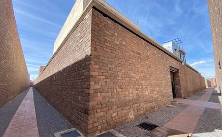 Antigua penitenciaría de SLP se transforma en un espacio de vida y muerte con la Noche Panóptica 