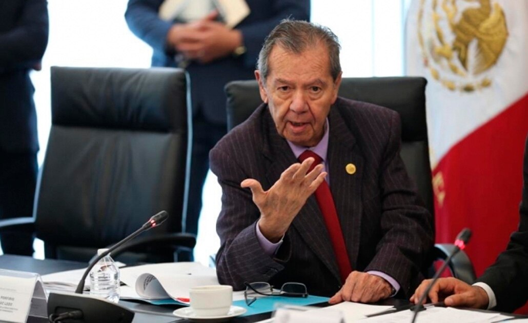 México no se comprometió a cerrar sus fronteras en acuerdo con EU: Muñoz Ledo