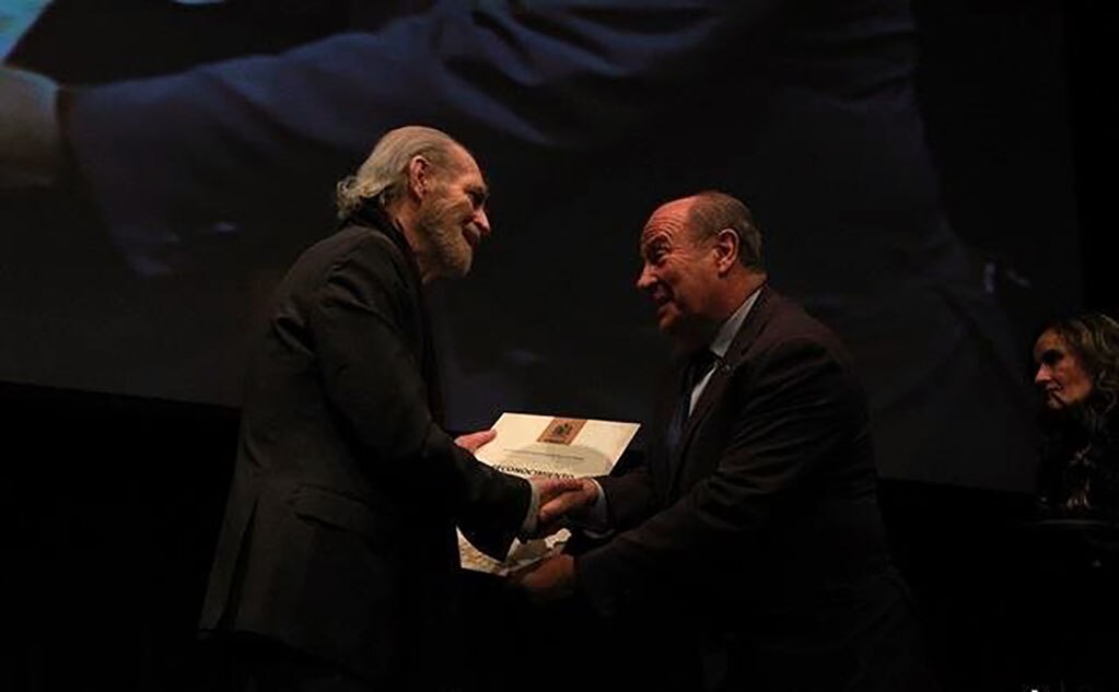 Rinden homenaje a Fernando Luján