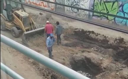 Vecinos de El Sauzalito denuncian daño a tubería de agua durante obra pública