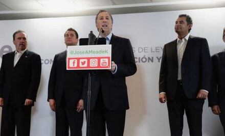Meade presenta iniciativas anticorrupción