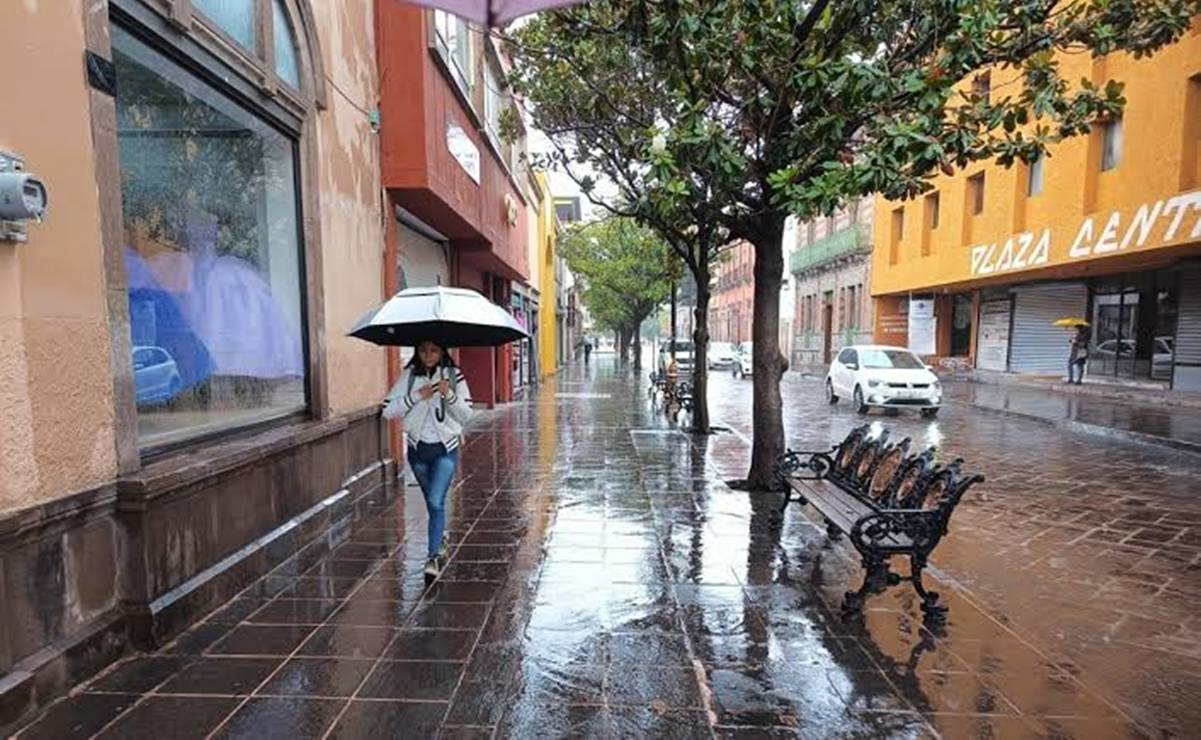 Anuncian suspensión de clases en 11 municipios de SLP por lluvias intensas