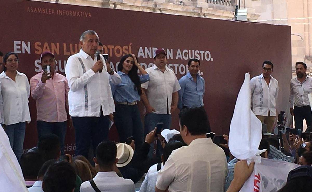 Adán Augusto llama en SLP "tinterillos de ocasión" a los ministros de la Corte