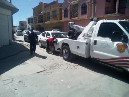 Guardia Nacional detiene a taxista con aliento alcohólico