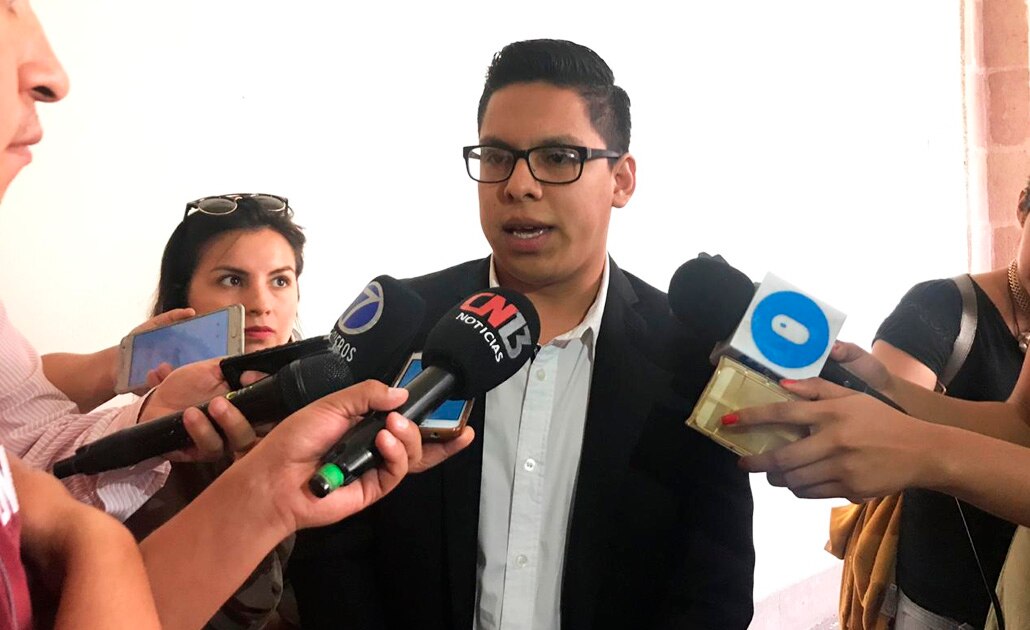 Heredó LXII Legislatura vehículos con faros rotos 