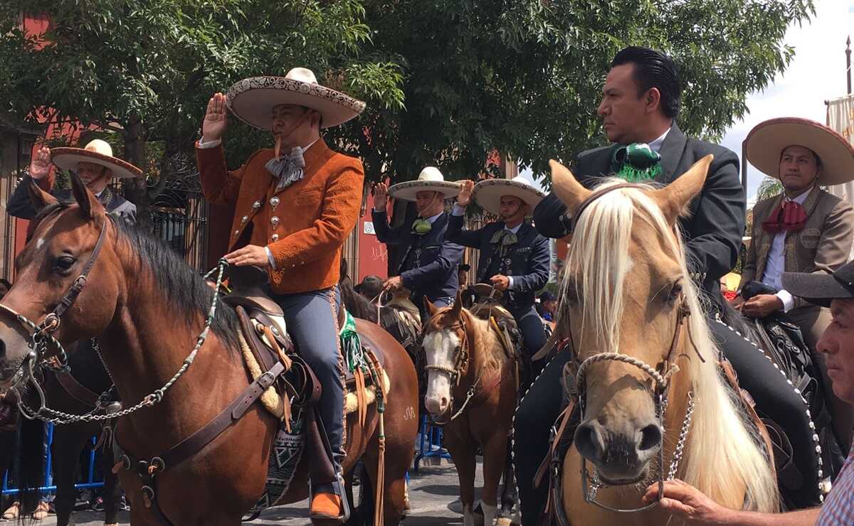Desfile cívico-militar 16 de septiembre en SLP