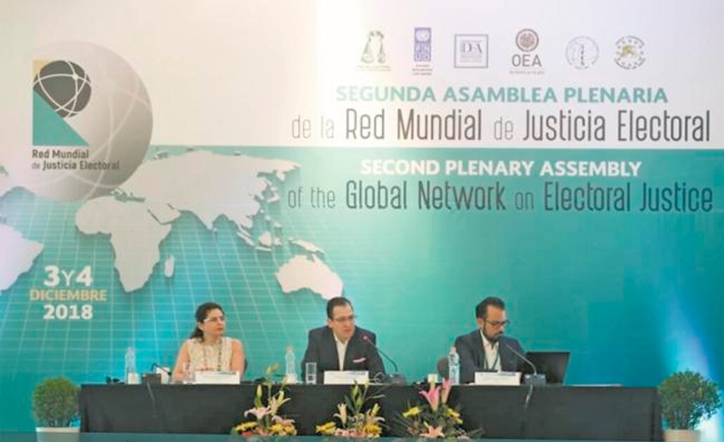 Se desata guerra entre PAN y Morena por Puebla