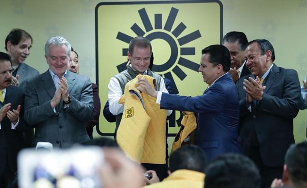 Corrientes del PRD arropan a Anaya como precandidato presidencial