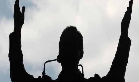 Se desborda en SLP plaga de políticos chapulines