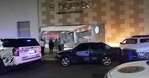 Terror en plaza el Dorado, intento de asalto desata balacera en SLP