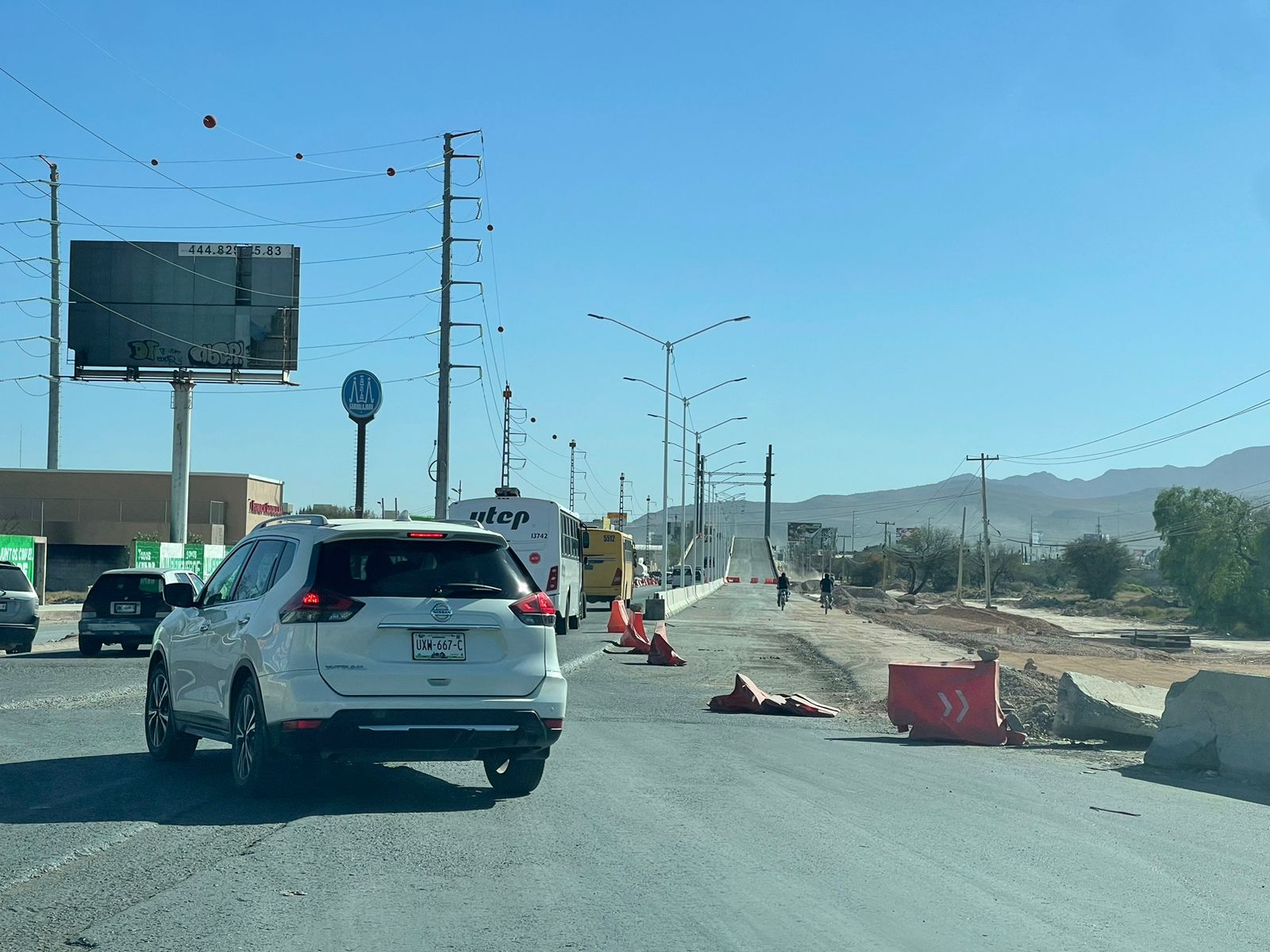 La inauguración del puente atirantado de SLP enfrenta otro retraso por cuestiones del drenaje. Foto: Samuel Estrada