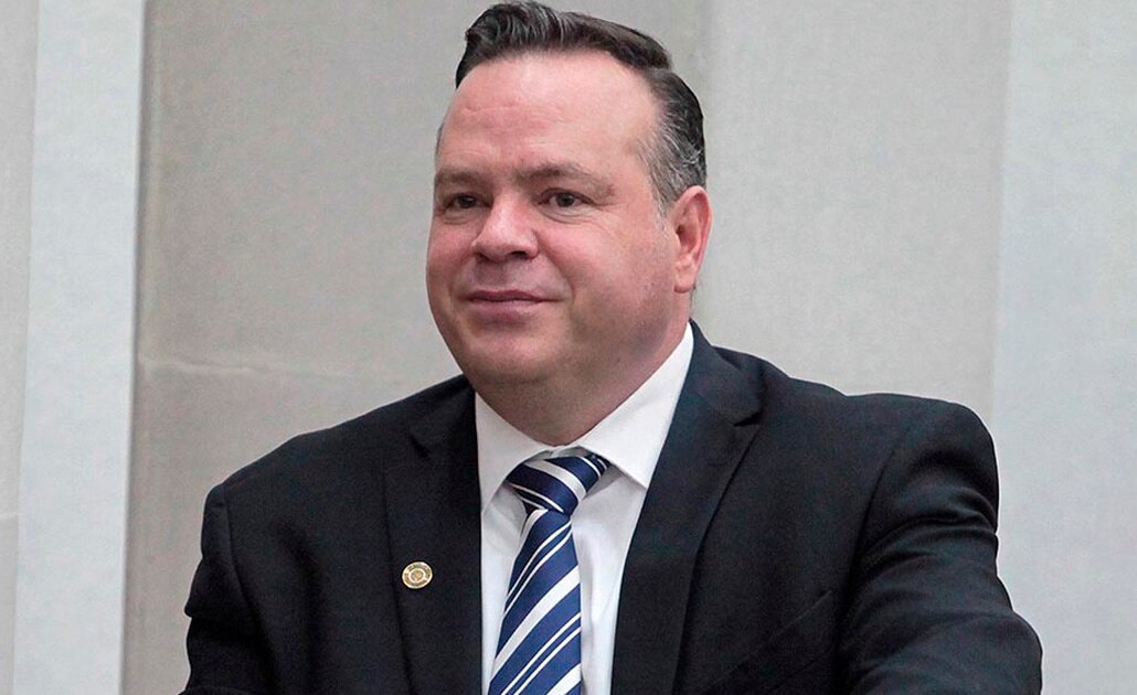 Héctor Mendizábal toma protesta como presidente de la Jucopo