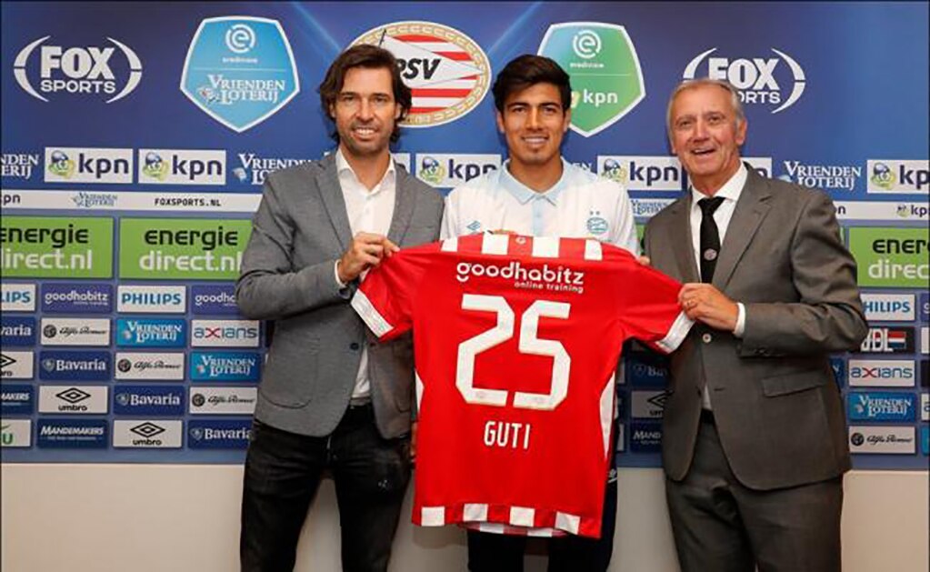 Erick Gutiérrez es presentado con el PSV