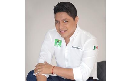 Ricardo Gallardo promete bajarse el sueldo a la mitad si llega a ser gobernador de SLP