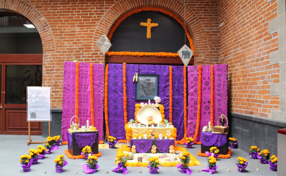 Dependiendo del tipo de muerte o la edad, es como se va haciendo la ofrenda. Foto: ESPECIAL
