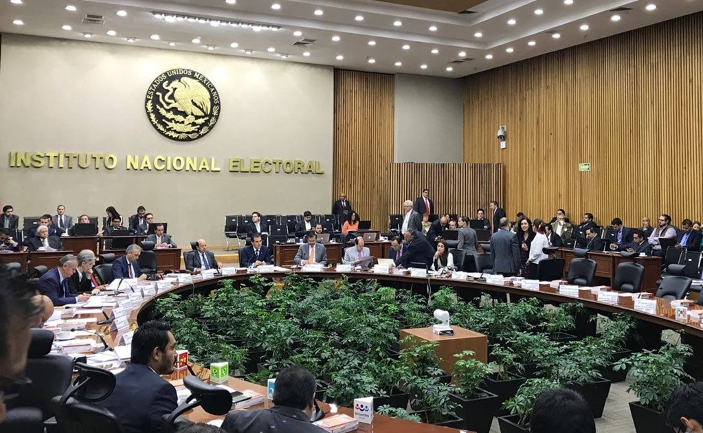 En septiembre, INE definirá pérdida del registro de Nueva Alianza y PES