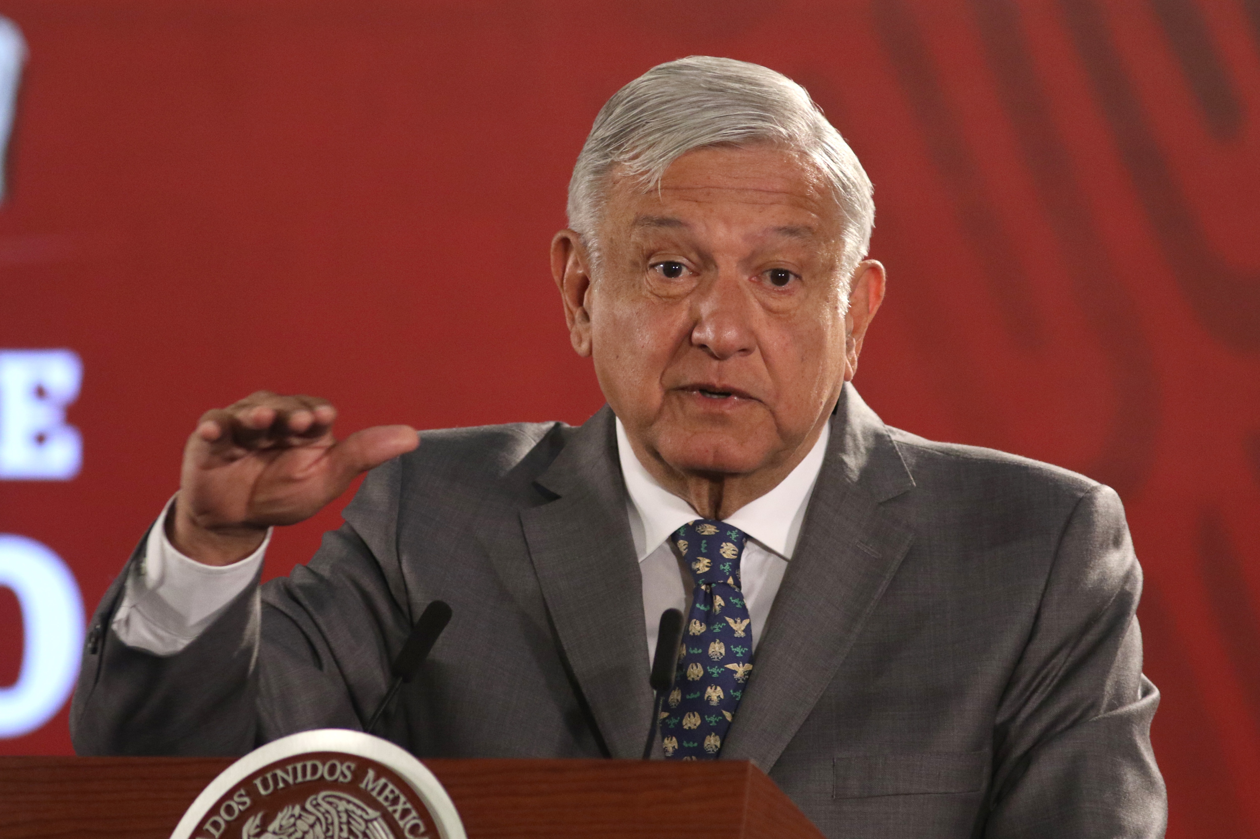AMLO, a favor de que la Semar tome el control de los puertos