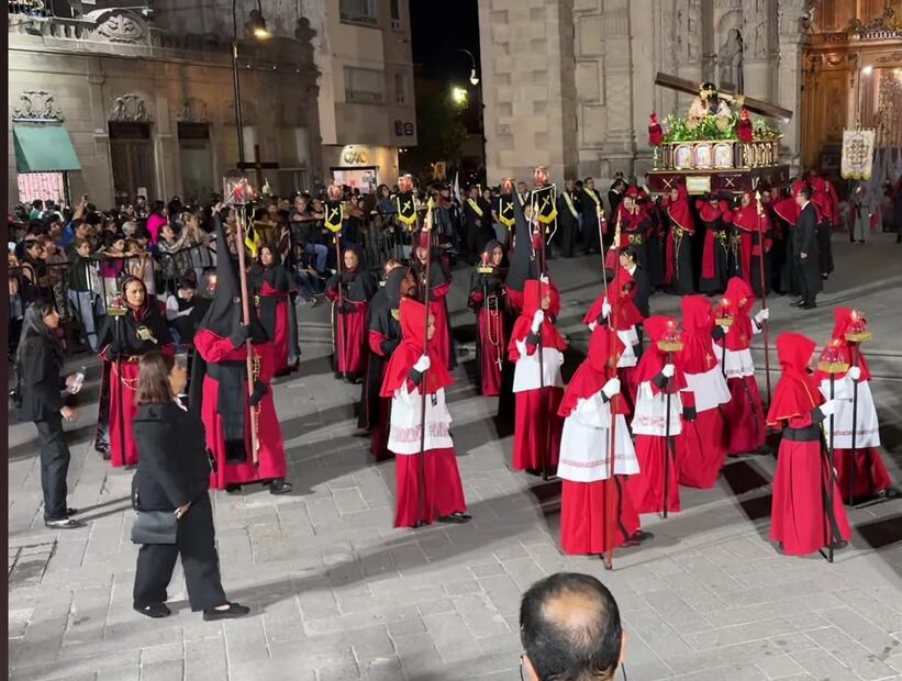 Los nazarenitos ya forman parte esencial de los contingentes de la Procesión del Silencio de SLP