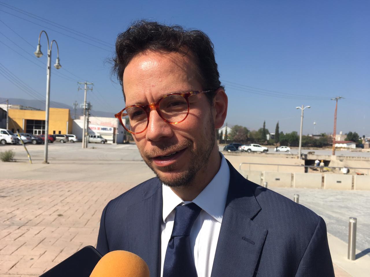 Ayuntamiento busca más control sobre comercio fuera de escuelas para evitar riesgos