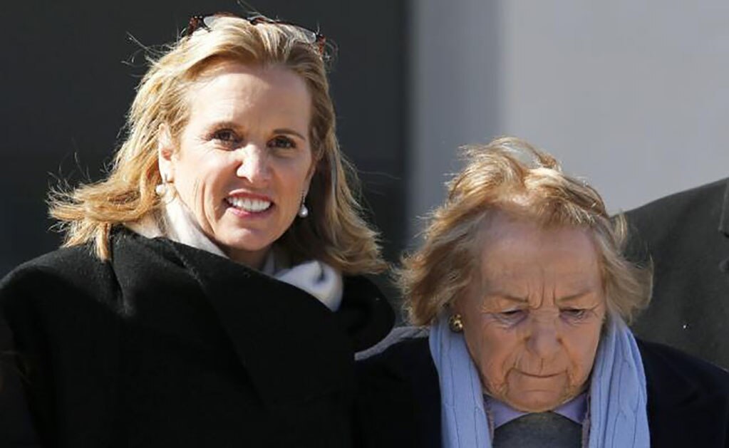 Sobrina de John F. Kennedy hace huelga de hambre por niños migrantes