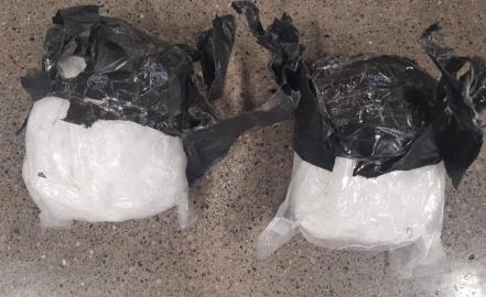 Encuentran marihuana y cristal en el aeropuerto