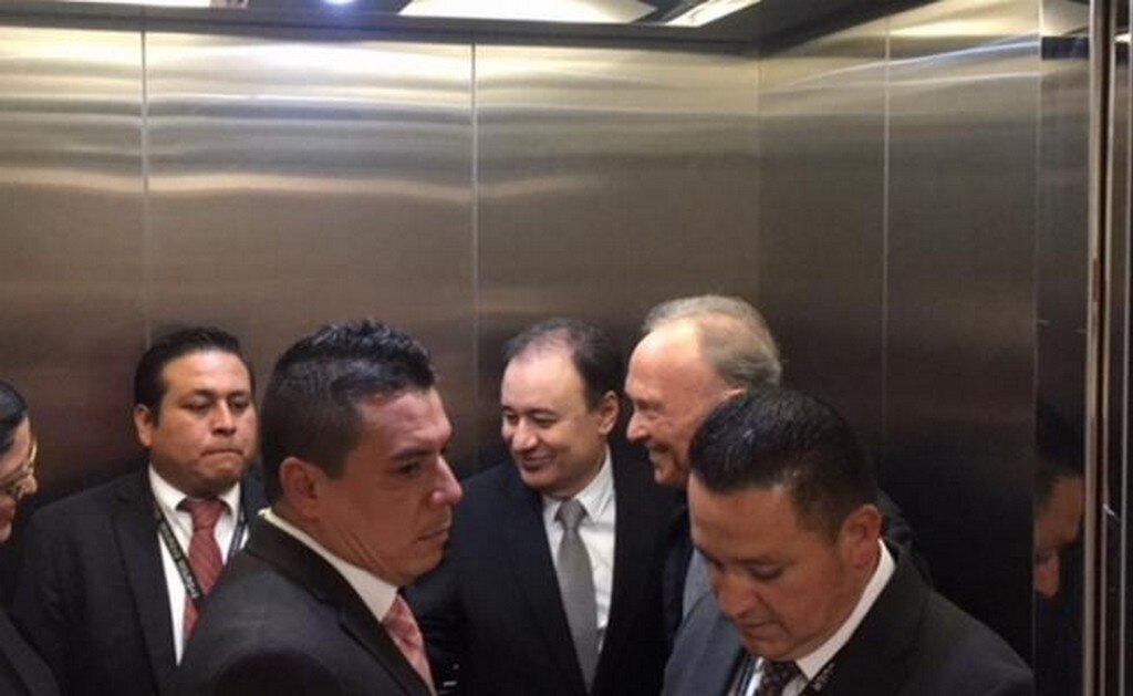 Alfonso Durazo y Alejandro Gertz Manero a su llegada a la Cámara de Diputados. Foto: Especial