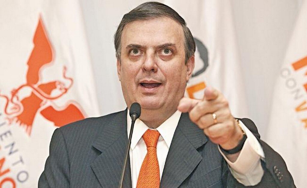 El ex jefe de Gobierno, Marcelo Ebrard, no se percató que se trataba de una broma que circula en redes sociales (Foto: Archivo / EL UNIVERSAL)