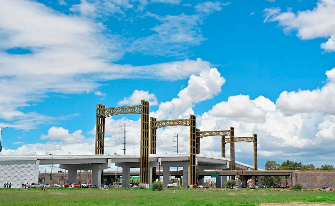 Puente más grande de SLP. Foto: Especial