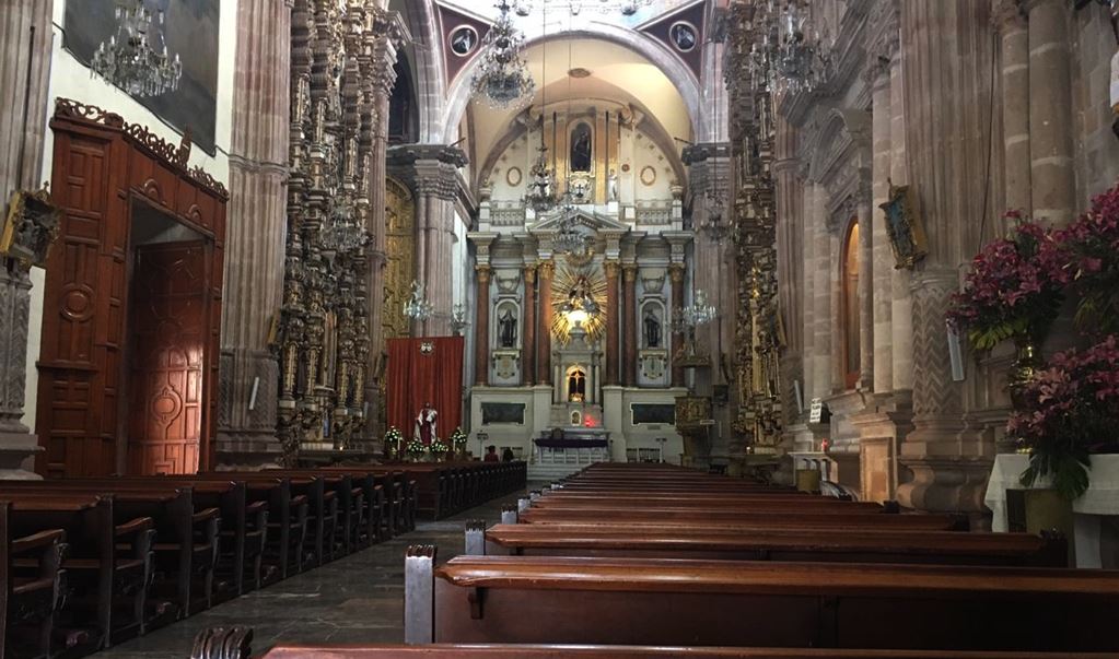 Iglesia católica anuncia suspensión de actividades a causa de Covid-19