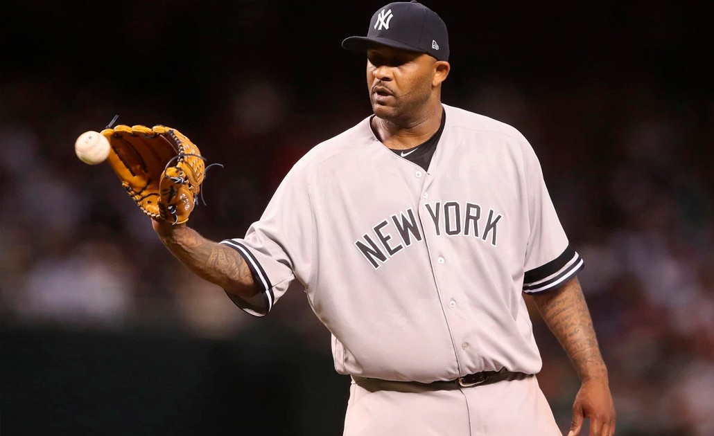 Expulsan a policías por pedir autógrafos a los Yankees