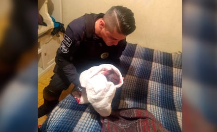 Policías municipales apoyan labor de parto