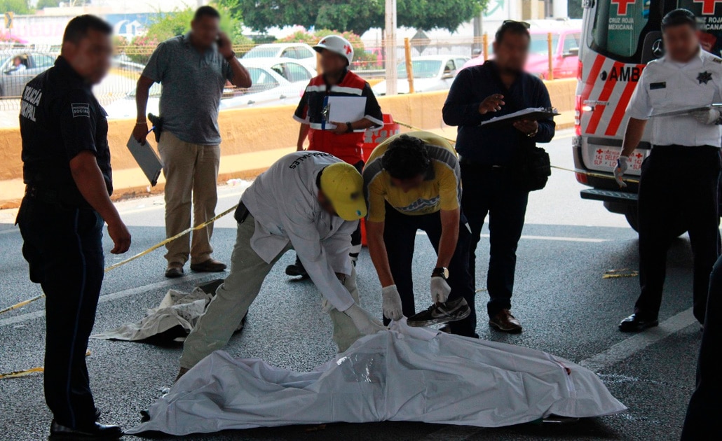 Joven muere arrollado en Salvador Nava