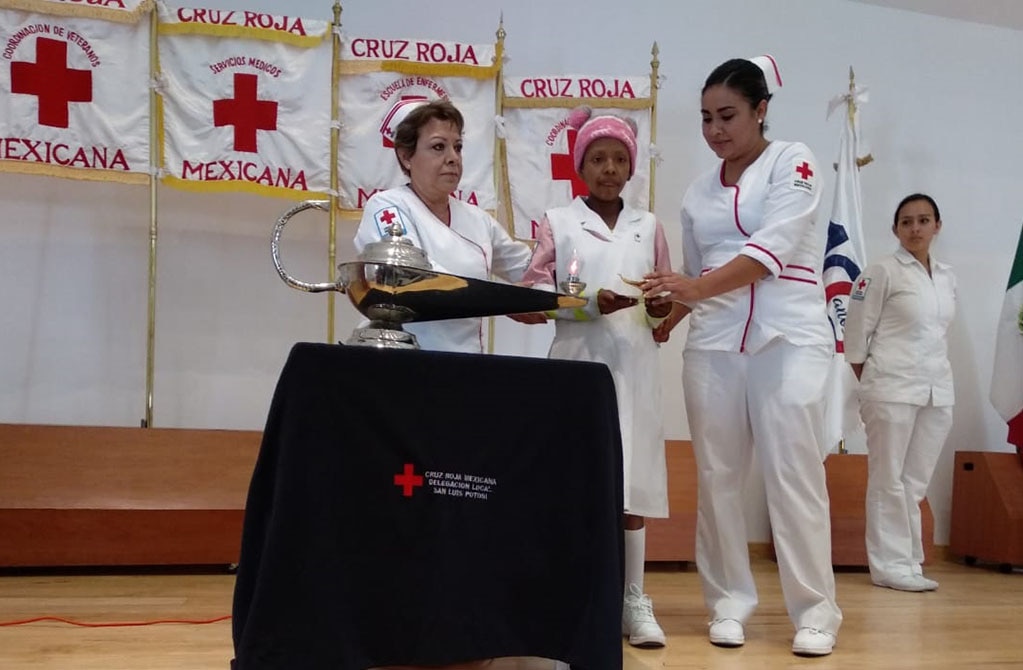 Cruz Roja y “Cumple un sueño”, hacen realidad la ilusión de una niña con cáncer