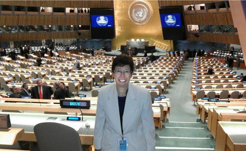 Papa nombra por primera vez a una mujer como subsecretaria de Estado