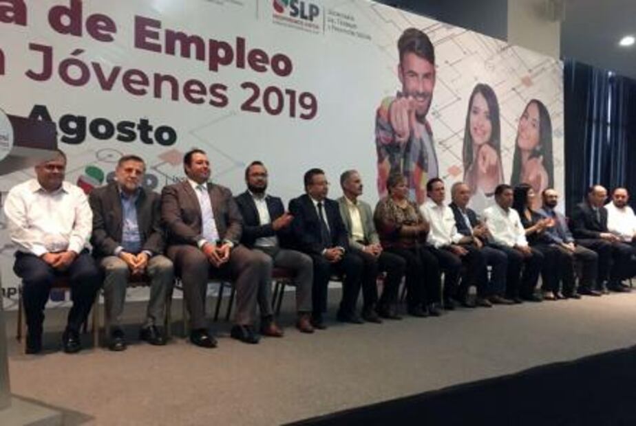 Ofertan mil vacantes en Feria de Empleo para jóvenes 2019