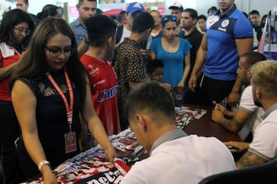 Jugadores del Atlético de San Luis conviven con aficionados potosinos  